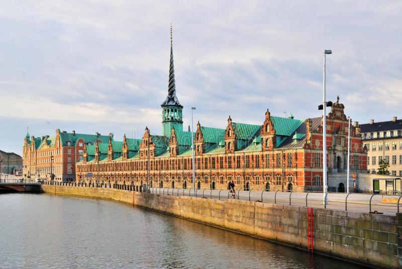 Famous Lakes Apt - City Central Copenhagen Exterior photo